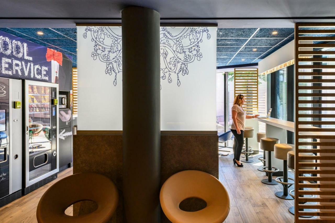 Ibis Budget Saint-Etienne Centre Gare Chateaucreux Exterior foto